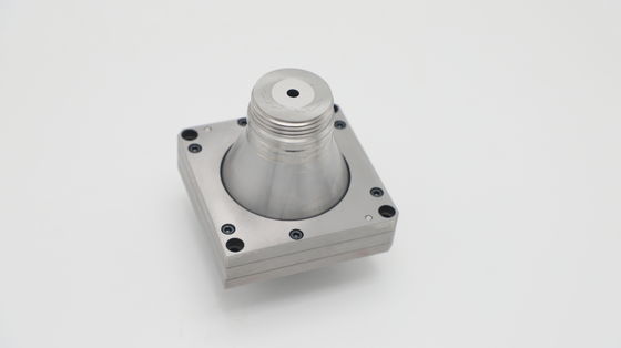 HRC58 इंजेक्शन मोल्डेड पार्ट्स प्लास्टिक इंजेक्शन मोल्डिंग कोलैप्सिबल कोर